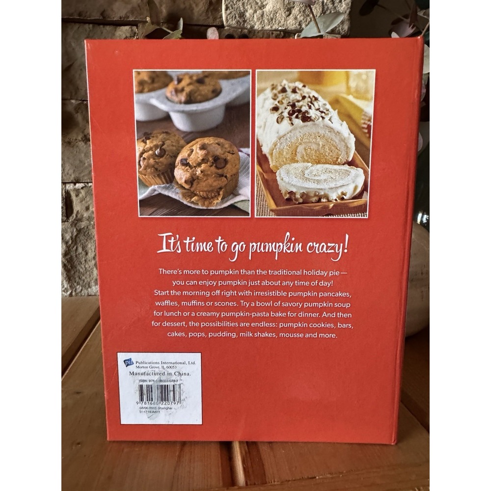 Pumpkin! Cookbook Pancakes Pies Pasta & More Fall Recipes Hardcover PIL - Picture 2 of 3